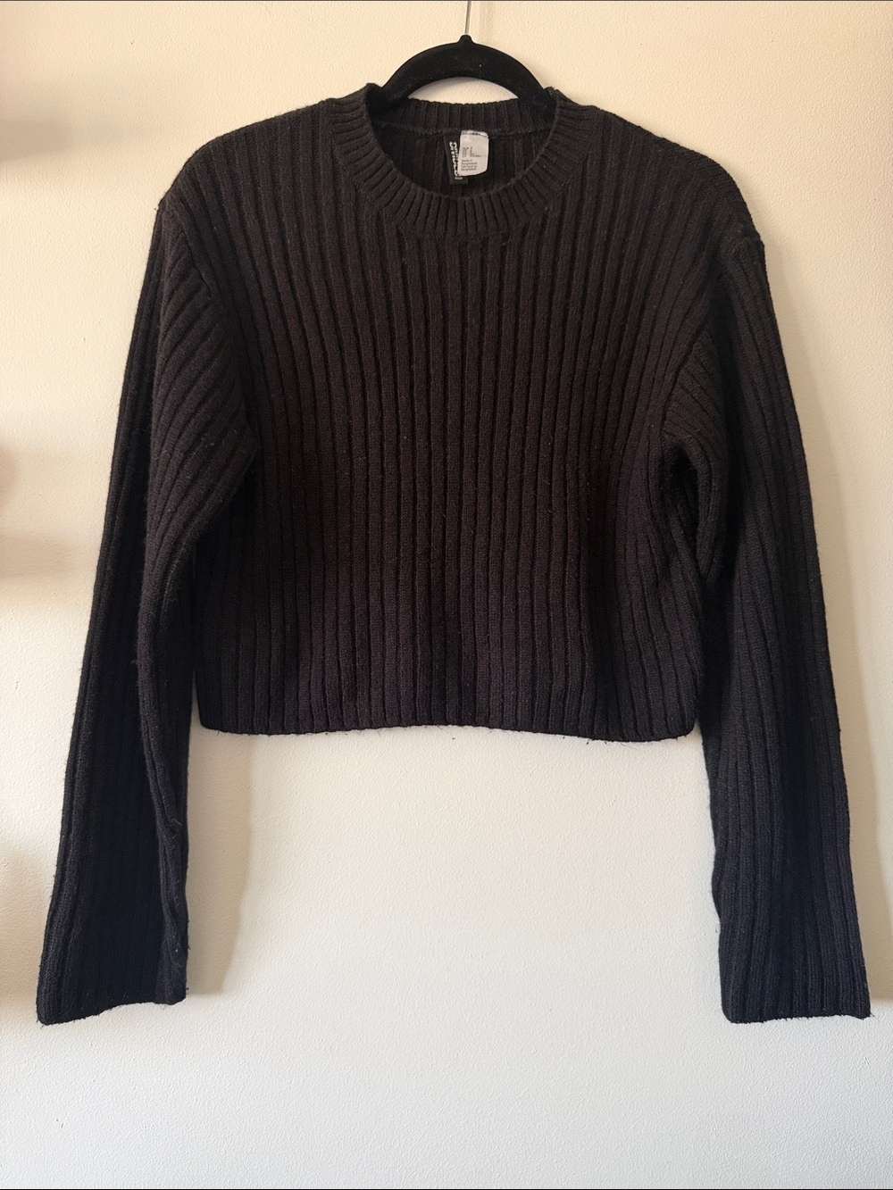 Divided H&M|Black Ribbed Cropped Minimalist Crewneck Sweater|Small|EUC